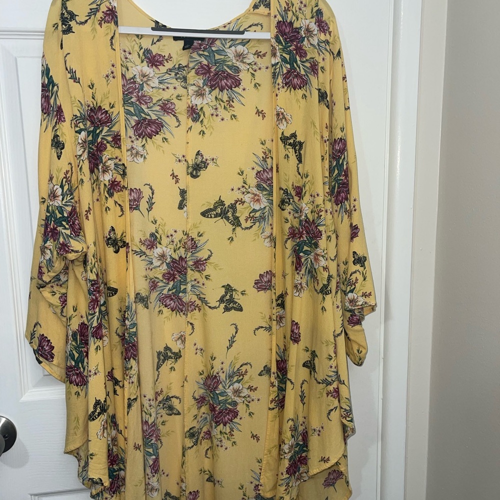 Torrid Yellow Floral Handkerchief Kimono